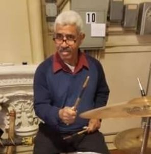 Meet your Posher, Ernesto